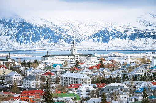 Are You A Tornado, A Rainbow, Snowfall Or An Aurora? Quiz Reykjavík, Iceland