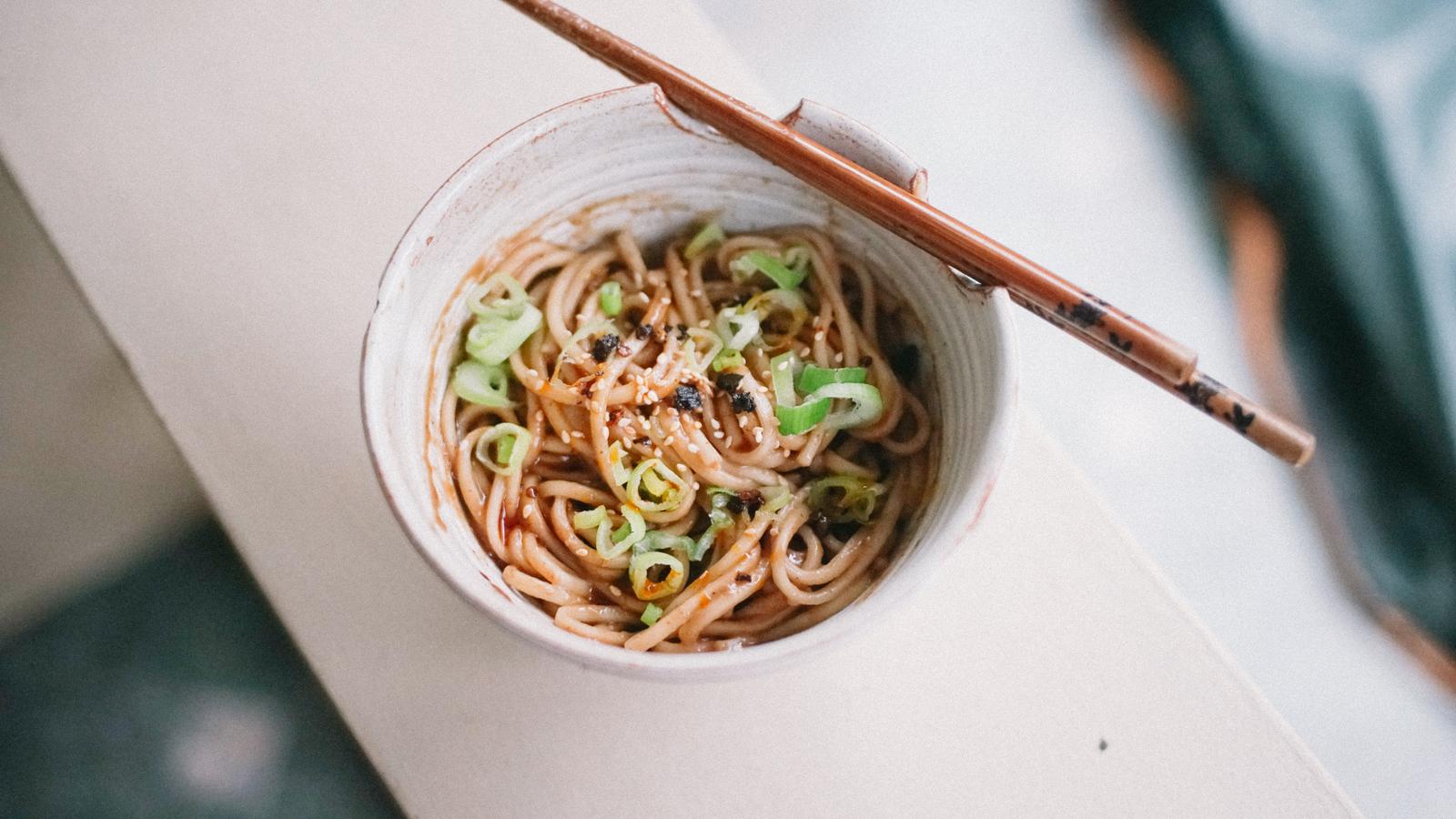 New Year's Eve Trivia Quiz Udon