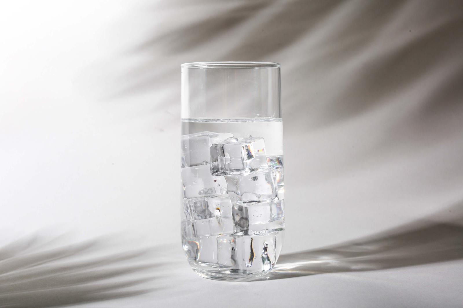 Are You A Black Hole, A Supernova, A Nebula, Or A Comet? Quiz Iced water