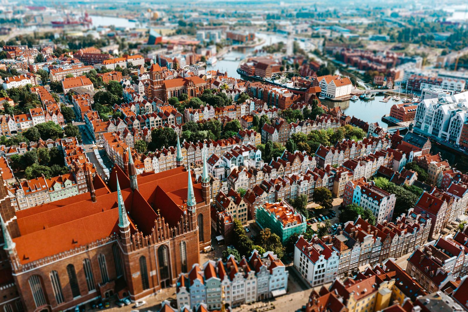 European Capital Quiz 🏰: Novices Vs. Experts - Can You Pass? Poland