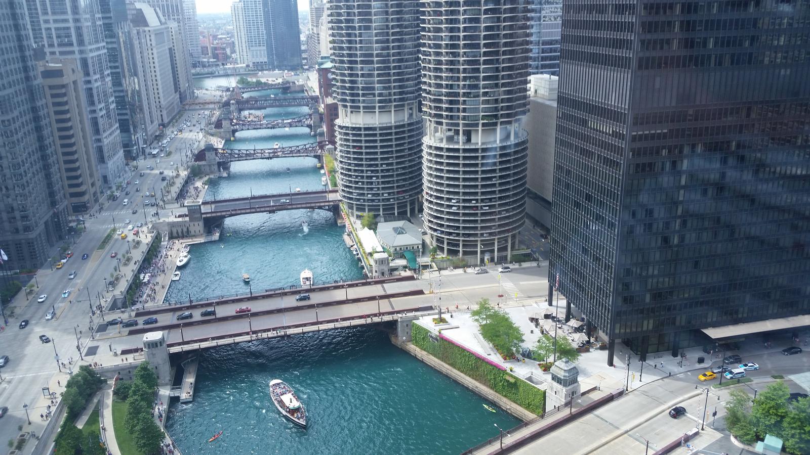 If You Can Score Over 76% On This Geography Test, You Definitely Know More Than Most People Chicago River, Illinois