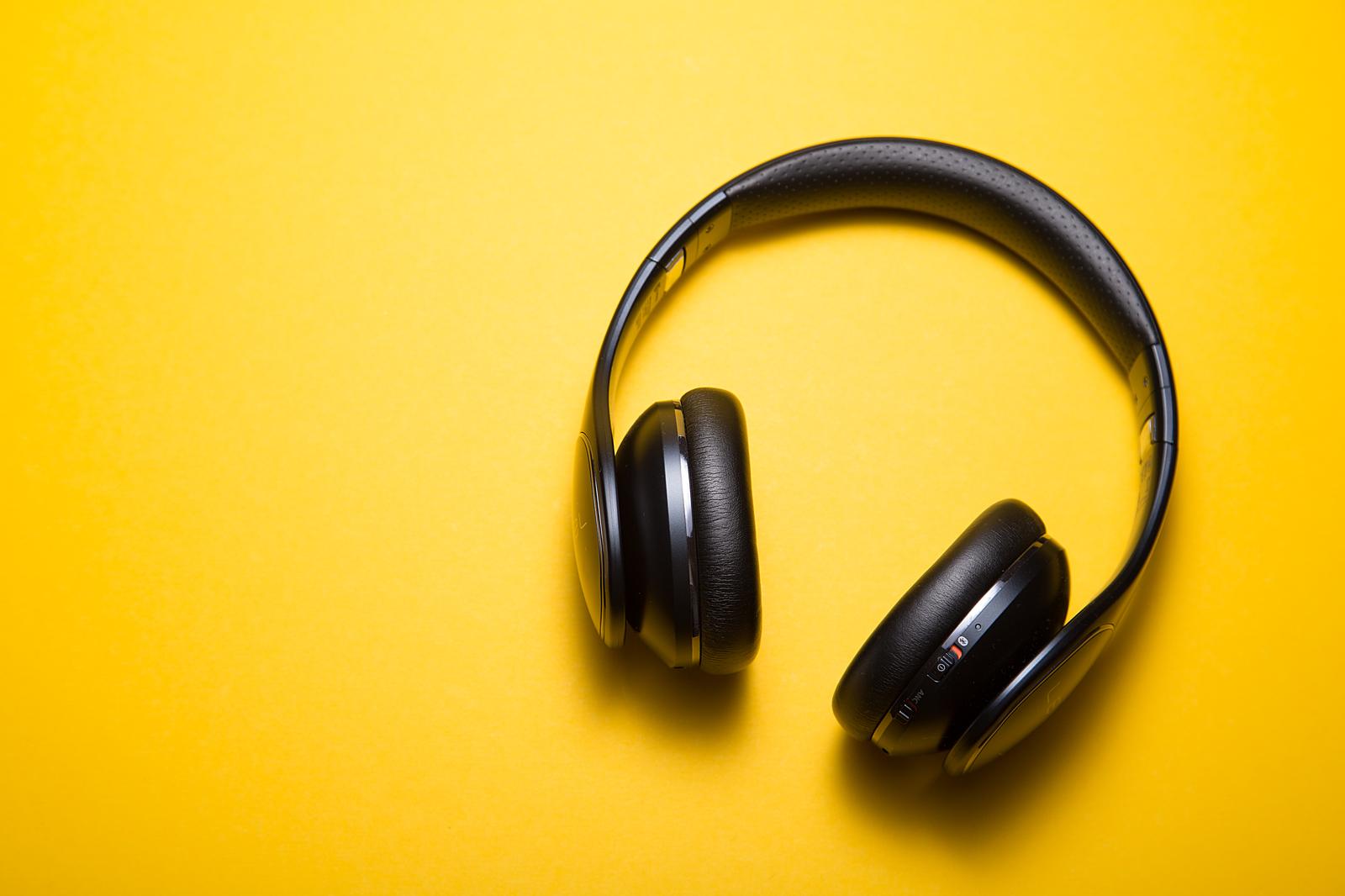 Can We Guess Your Age Group Based on Your 🎵 Taste in Music? music headphones
