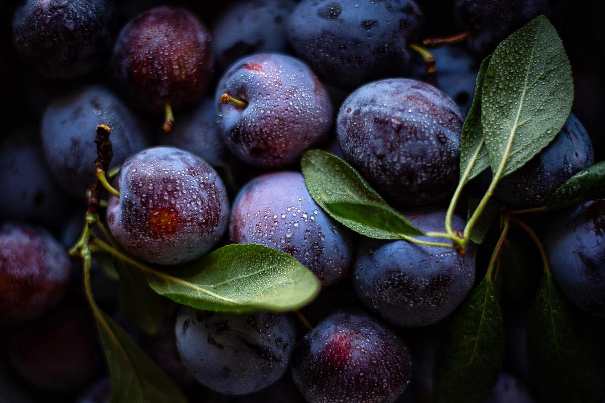 We’ll Guess What 🍁 Season You Were Born In, But You Have to Pick a Food in Every 🌈 Color First Blue Plums