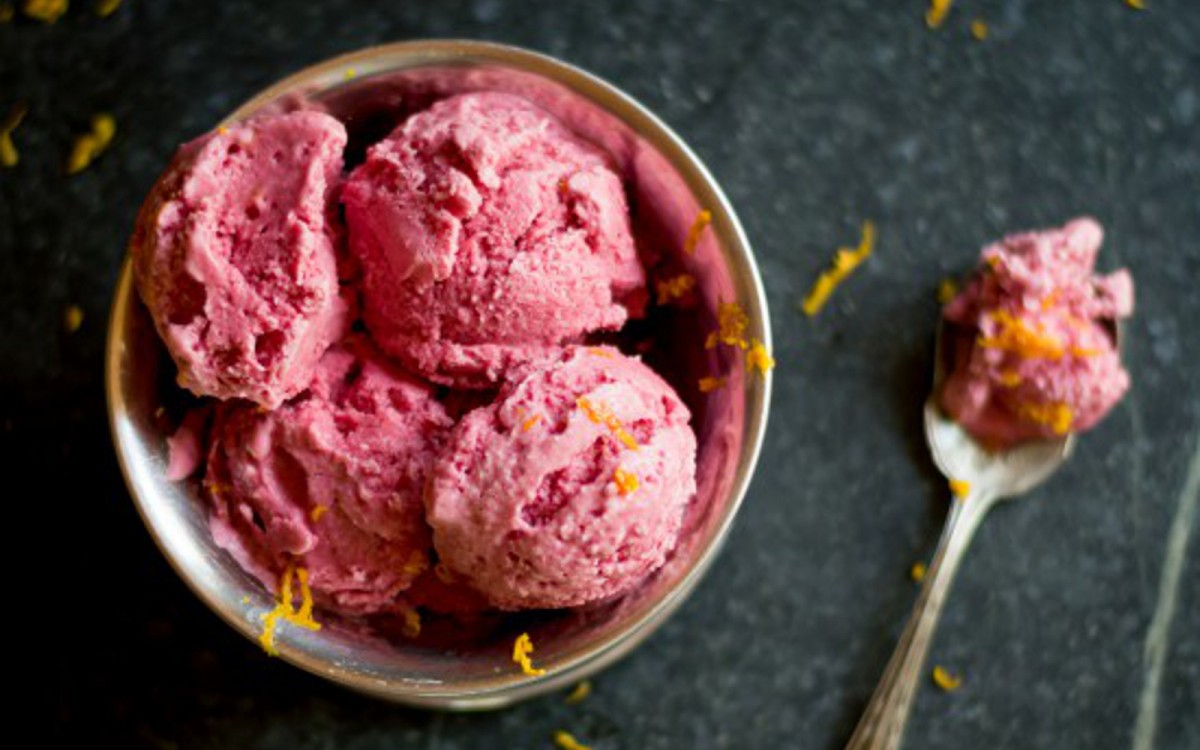 Ice Cream Feast Quiz 🍦: What Weather Are You? 🌩️ Beets ice cream