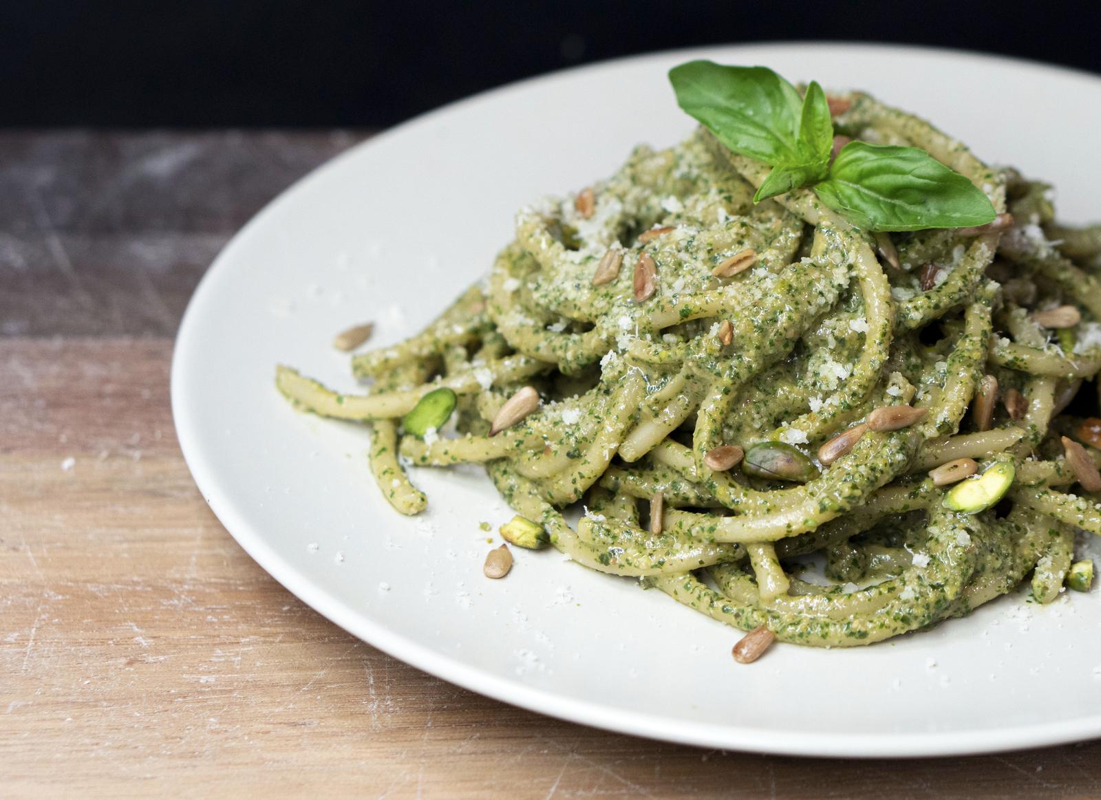 Food Quiz 🍔: Can We Guess Your Age From Your Food Choices? Pesto pasta