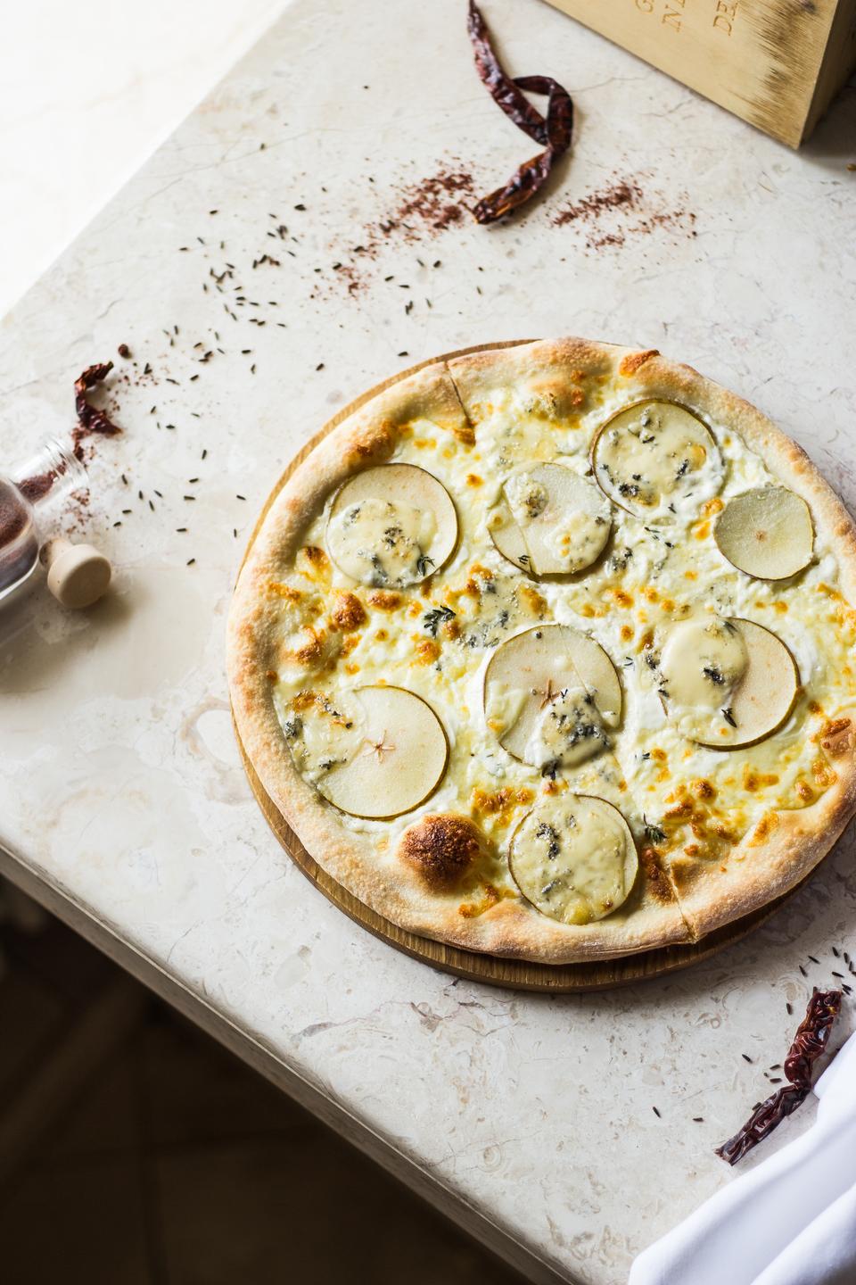 What Color Is Your Love Energy? Play This Color-Coded Food Quiz Pizza blanca