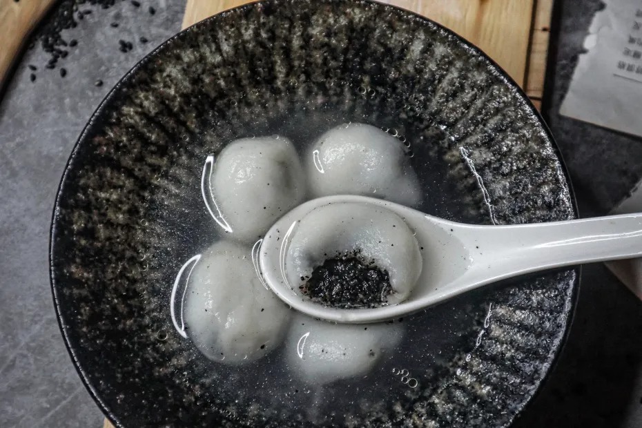 Black Food Halloween Quiz Black sesame tangyuan (glutinous rice balls)