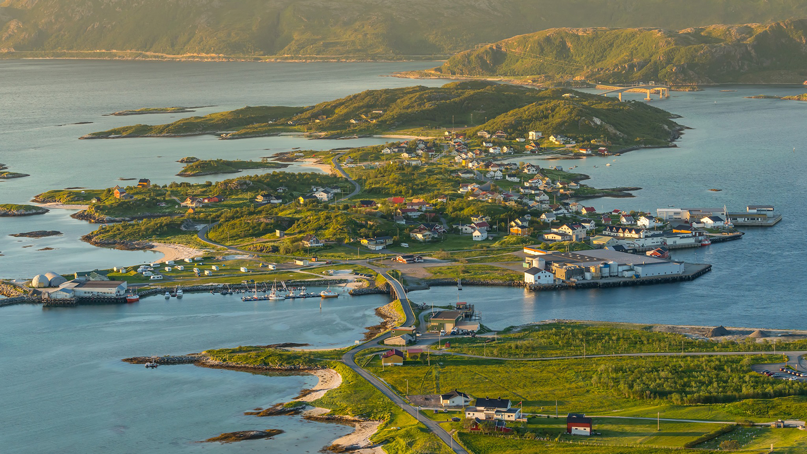 Can You *Actually* Score at Least 83% On This All-Rounded Knowledge Quiz? Sommaroy island, Norway