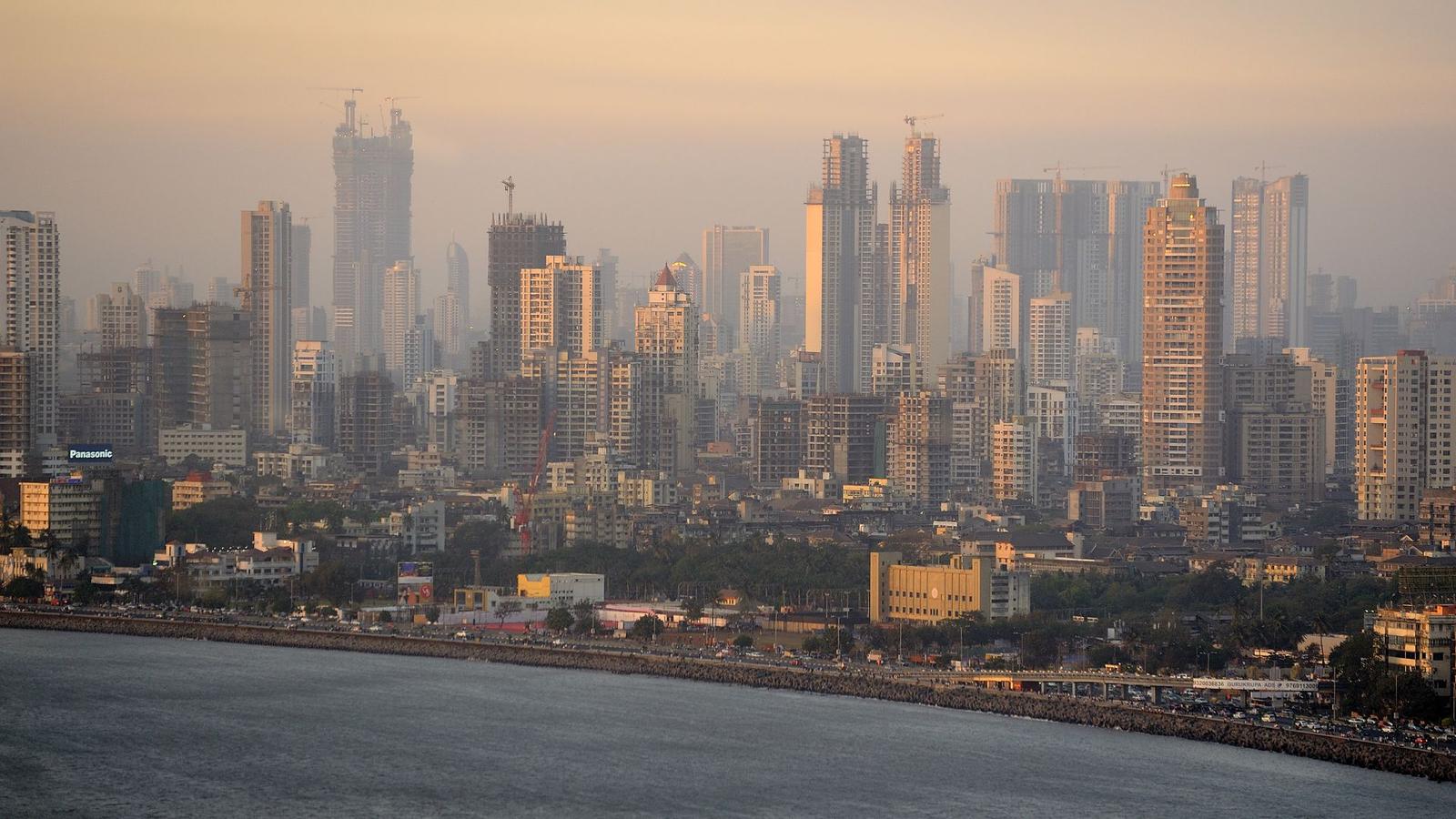 Mumbai, India, air pollution smog