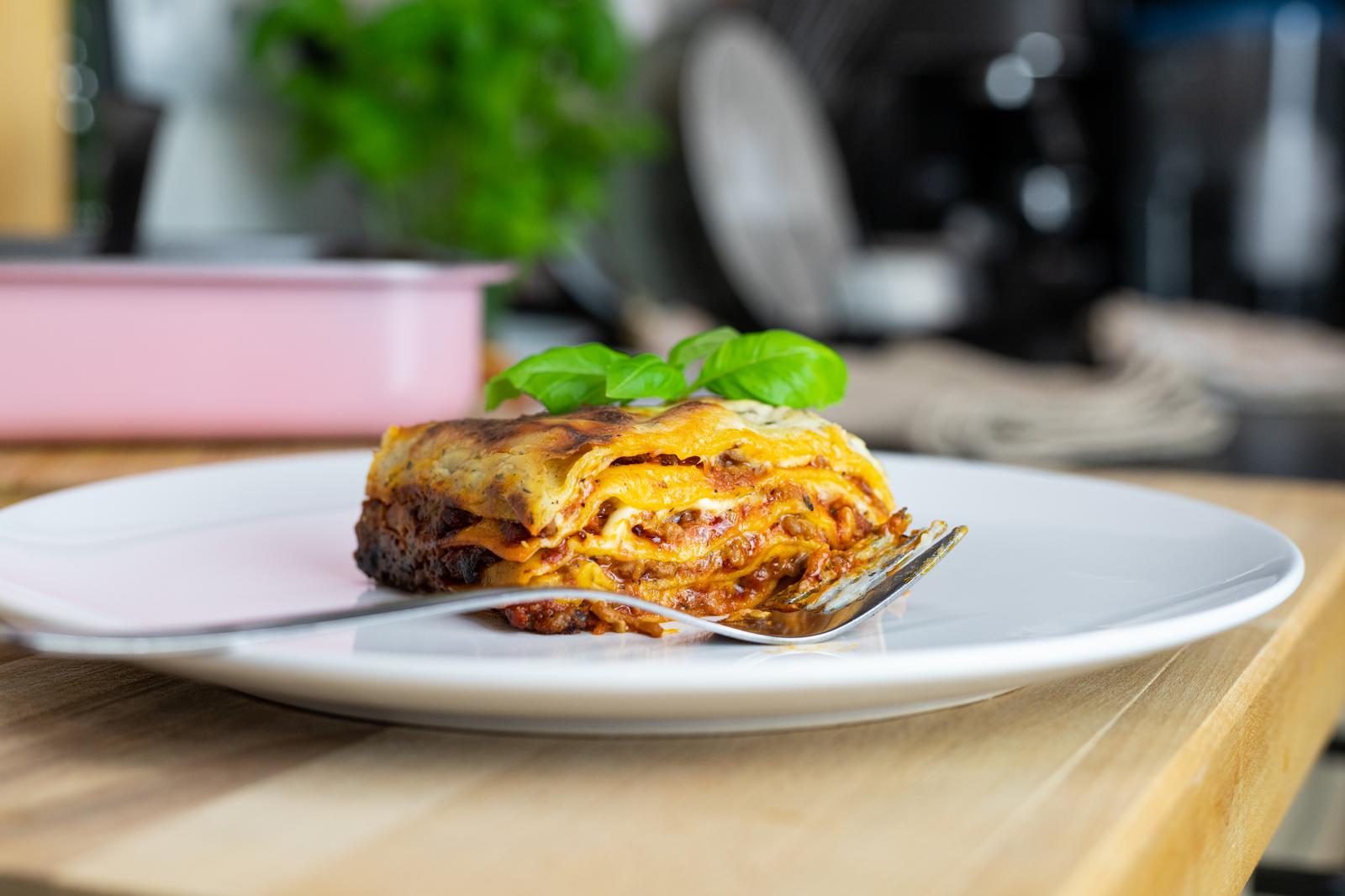 🍴 Design a Menu for Your New Restaurant to Find Out What You Should Have for Dinner Lasagna