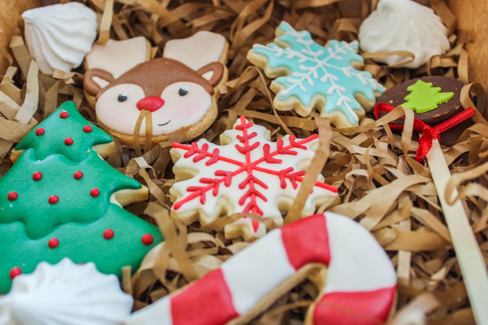 Eat Bougie Brunch To Know What Holiday Matches Your Vibe Quiz Frosted sugar cookies