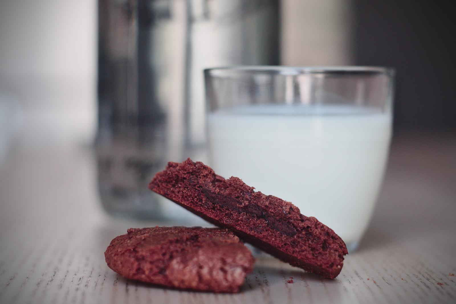 🍪 Craving Cookies and Coffee? ☕ This Quiz Will Tell You Which Brew Best Matches Your Personality Red velvet cookie