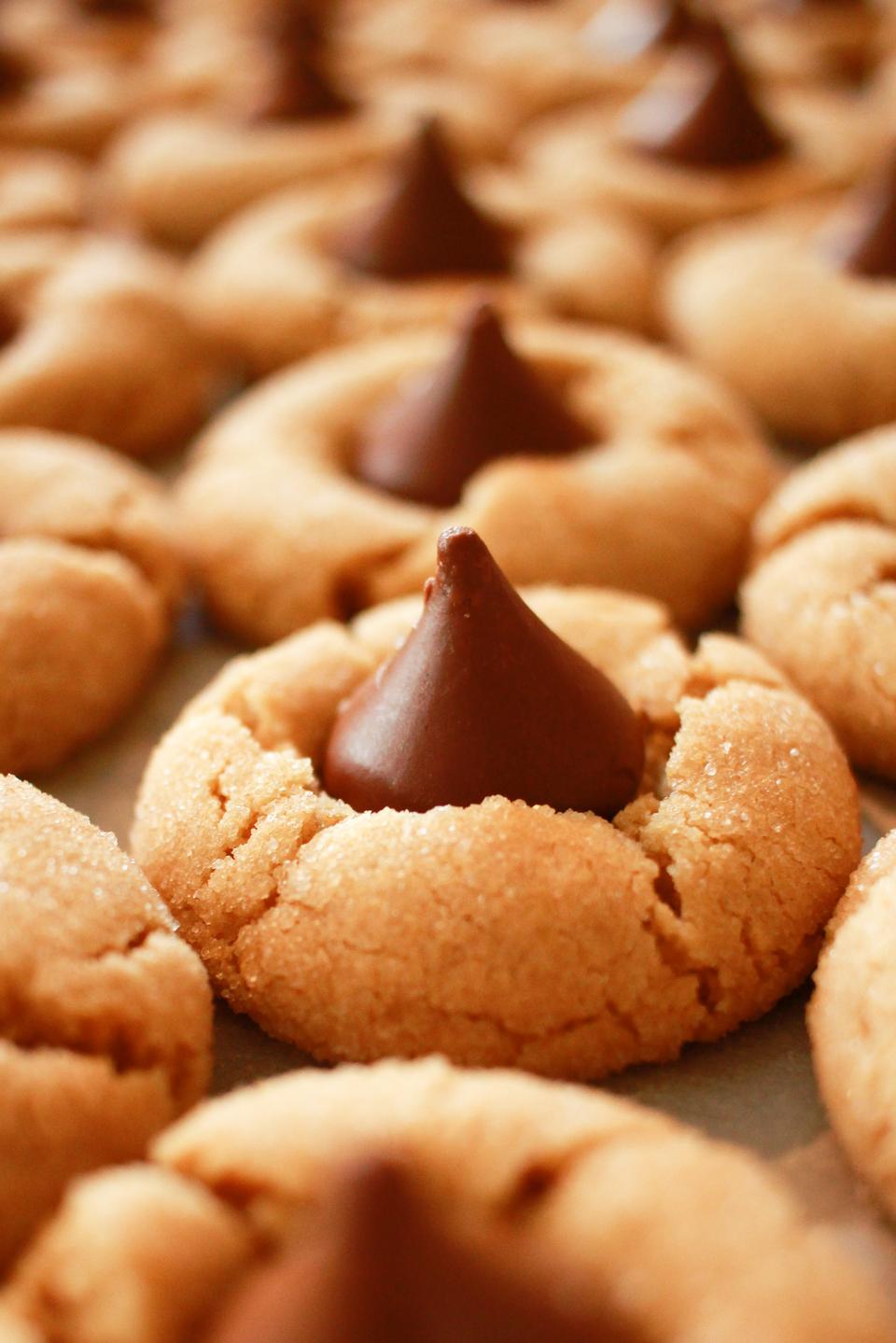 🍪 Craving Cookies and Coffee? ☕ This Quiz Will Tell You Which Brew Best Matches Your Personality Hershey\'s kiss cookie