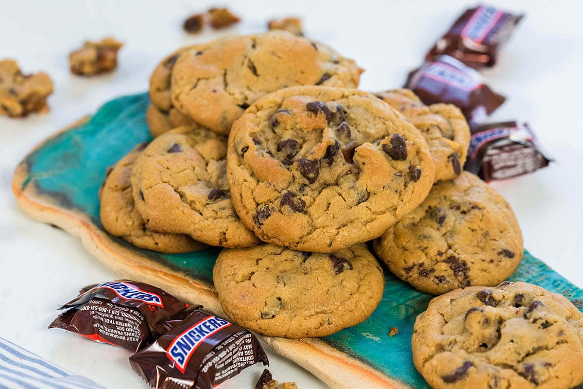 🍪 Craving Cookies and Coffee? ☕ This Quiz Will Tell You Which Brew Best Matches Your Personality Snickers cookie