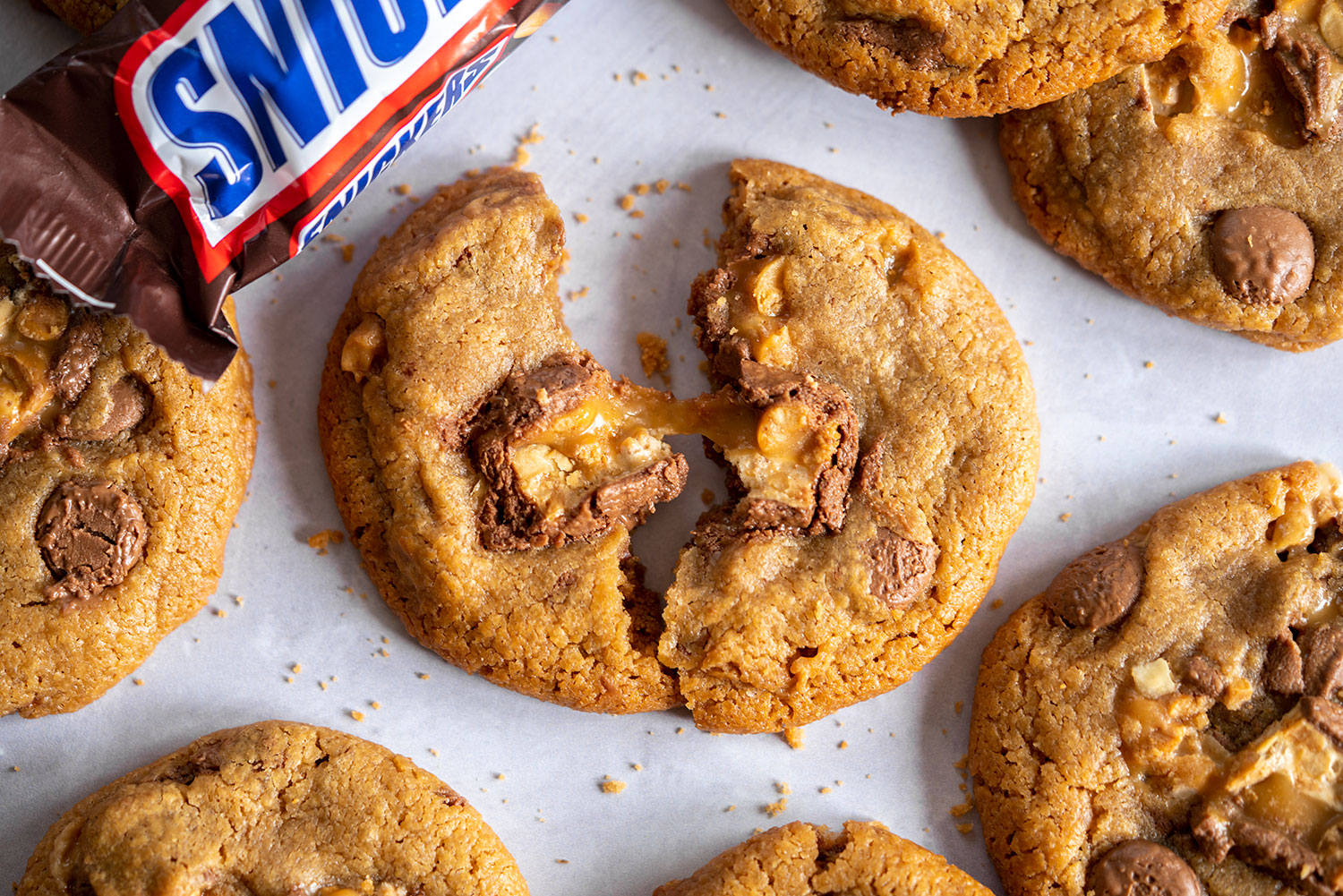 Ice Cream Feast Quiz 🍦: What Weather Are You? 🌩️ Snickers cookie