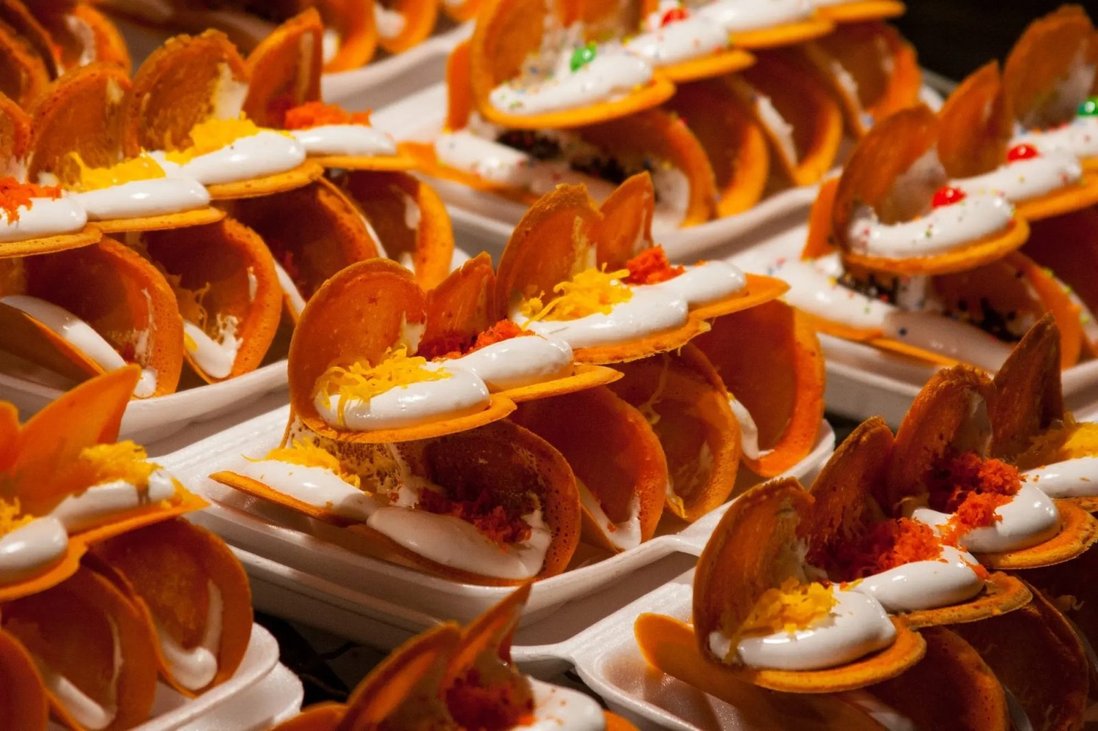 🍰 This Dessert Quiz Is Scientifically Designed to Determine 🫥 What Kind of Vibe You Give Off Khanom bueang (sweet Thai crepes)