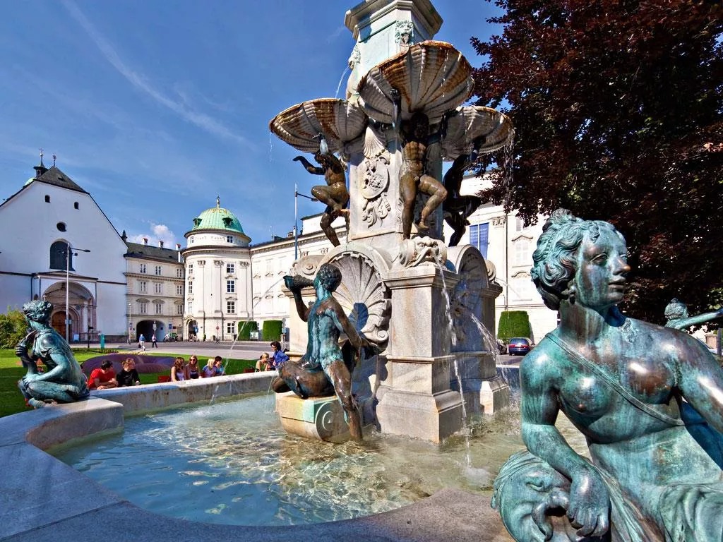 💫 Make a Wish at These Magical Places Around the World and We’ll Reveal What You Need Most Leopold Fountain in Innsbruck, Austria