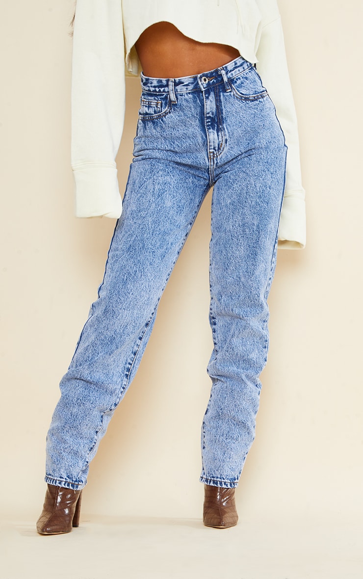 👖Choose Which Retro Fashion Fads 👗 to Revive and We’ll Reveal Your Age Group Acid wash jeans