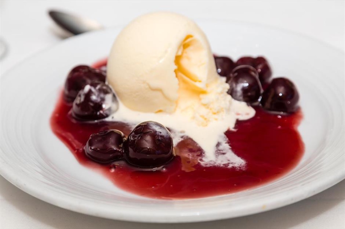 I Know What Holiday Matches Your Energy Purely by the Throwback Desserts You’d Rather Eat Cherries Jubilee