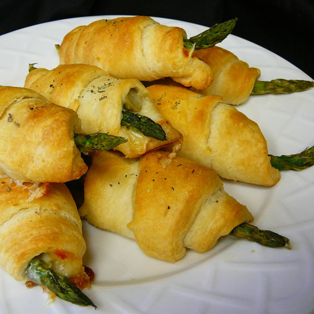 If You Were Born After 1970, There's No Way You're Passing This Food Quiz Snakes in a blanket