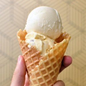Ice Cream Buffet Quiz🍦: What's Your Foodie Personality Type? White chocolate ice cream