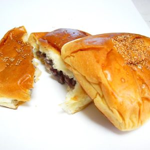 Adventurous World Dessert Buffet Quiz Anpan (Japanese sweet roll filled with red bean paste)