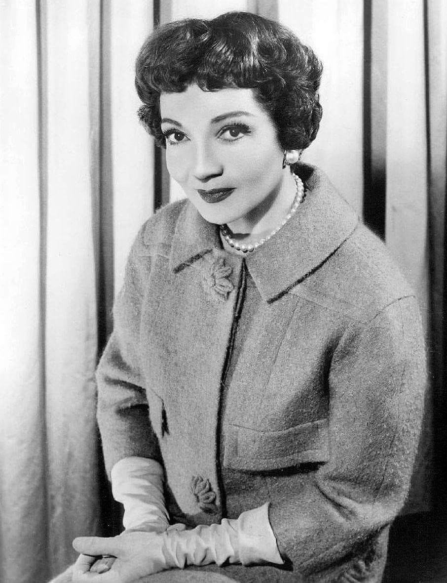 I Am Genuinely Curious If You Can Identify at Least 17 of These 1940s Actresses Claudette Colbert
