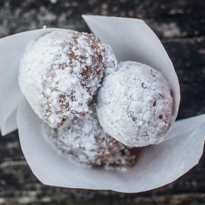 Adventurous World Dessert Buffet Quiz Zeppole (Italian doughnuts)