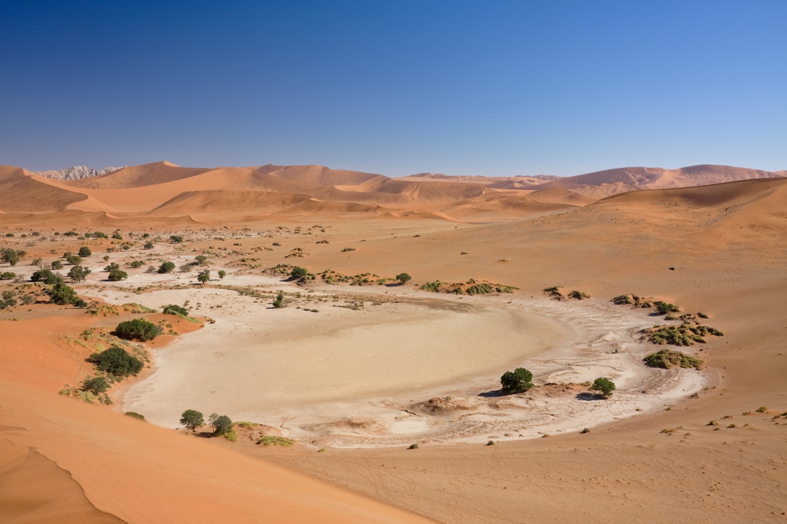 Even If You Don’t Know Much About Geography, Play This World Landmarks Quiz Anyway Sossusvlei in Namibia