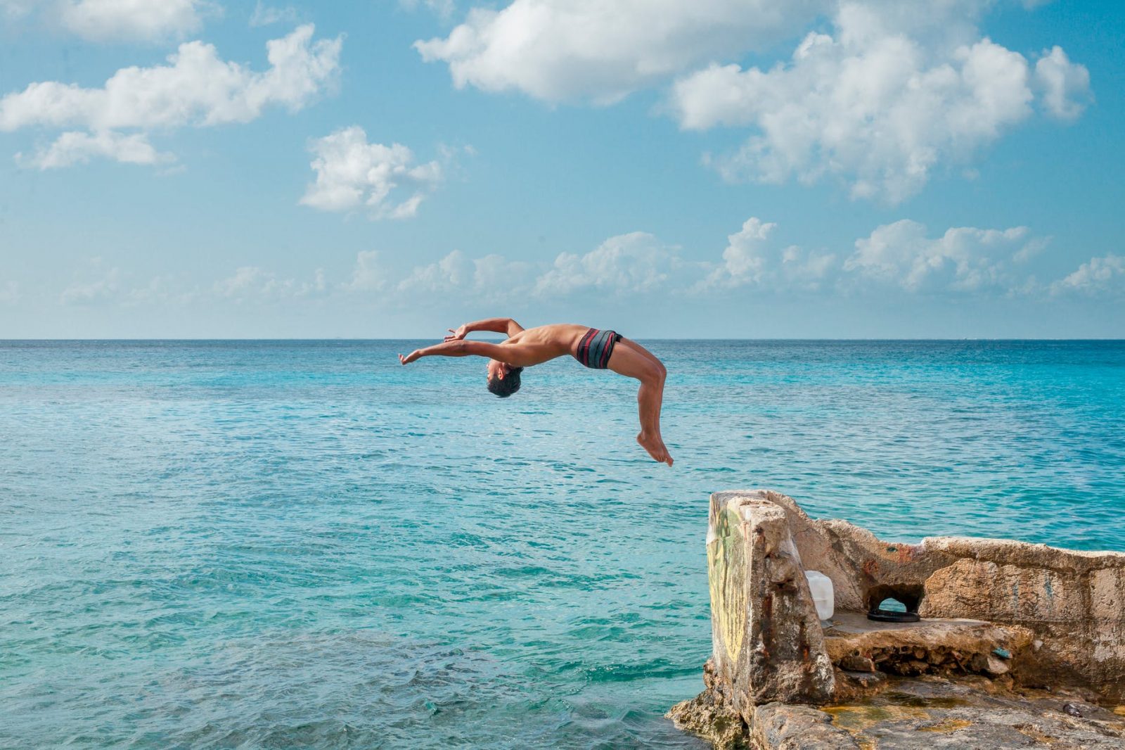 Summer Idioms Quiz Cliff diving