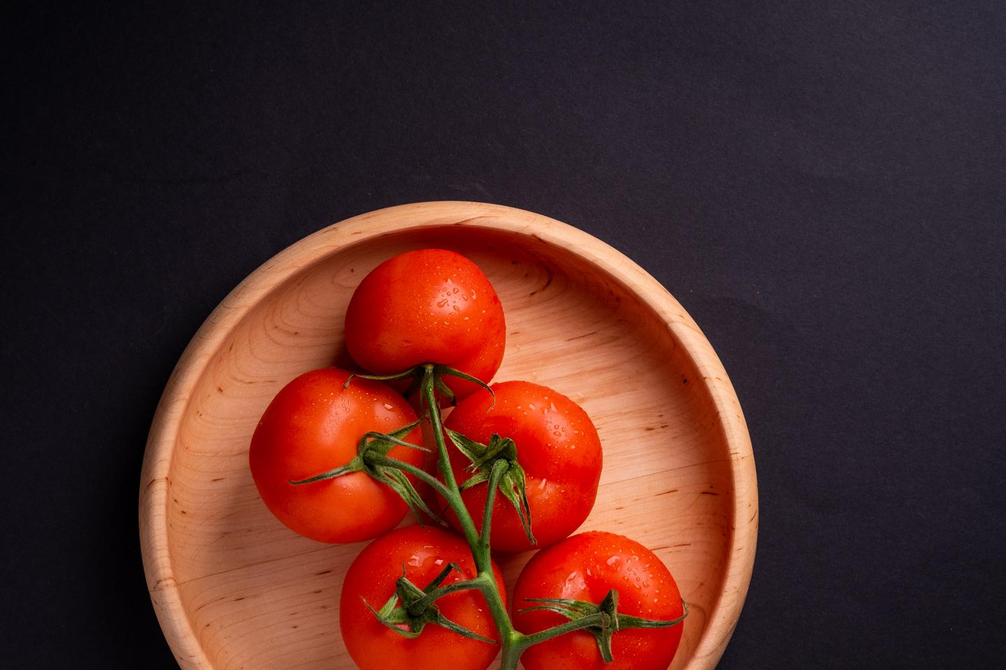 🔭 Are You Intelligent Enough to Pass This Challenging Science Quiz? Let’s Find Out Tomatoes