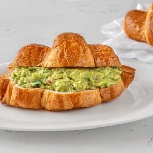 Dessert Quiz 🍰: What Tea 🍵 Are You? Avocado croissant