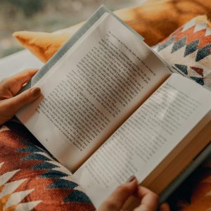 Doughnut Mantra Quiz Reading a book