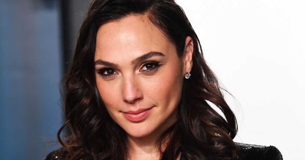 Can I Actually Guess Your 👩🏻‍🦱 Hair Color Based on How You Rate These Beautiful Celebrities? Gal Gadot