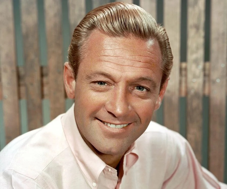 If You Can Score Full Marks on This 1940s Actors Quiz, You Are No Doubt a Boomer William Holden