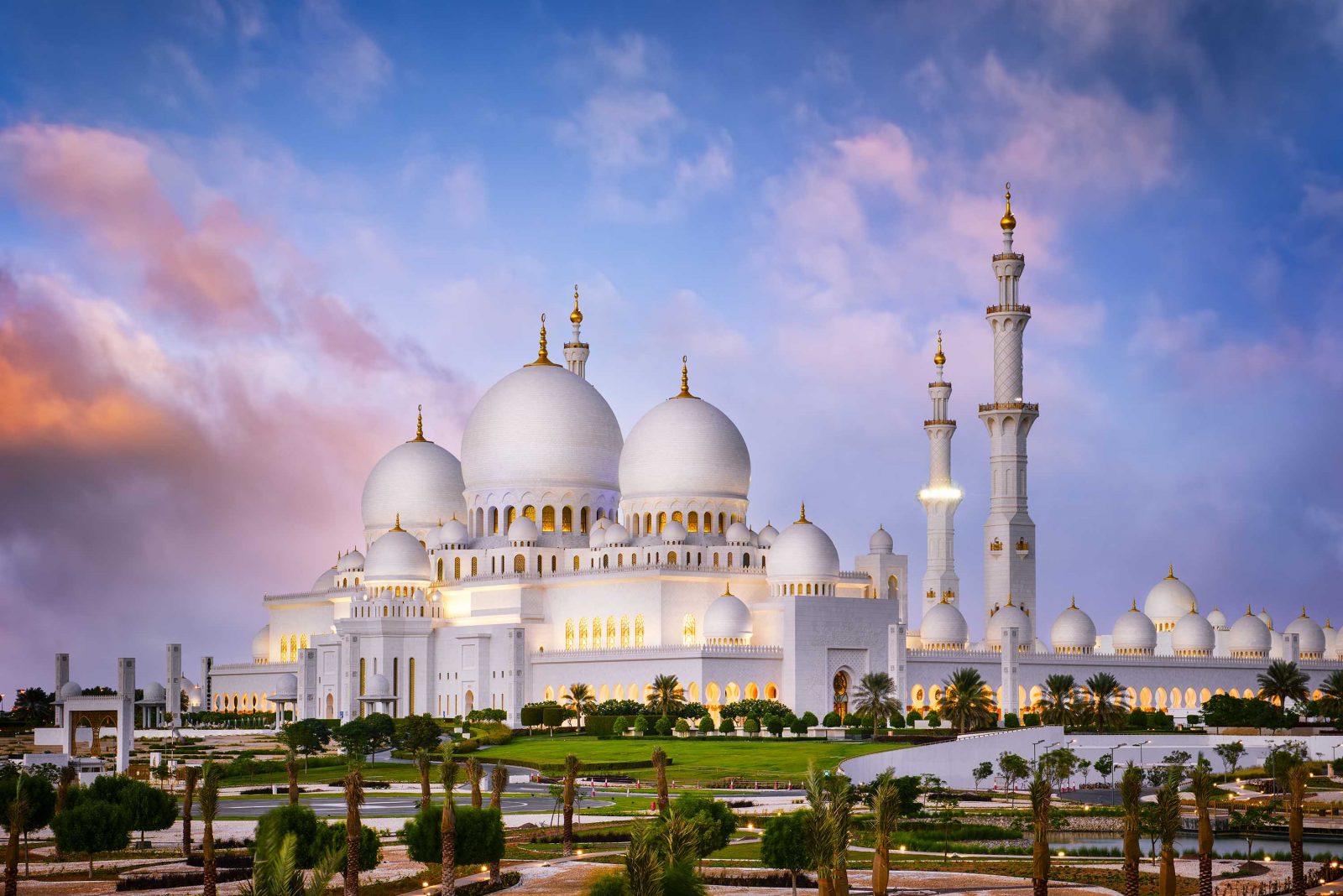 Second Most Famous Sights Sheikh Zayed Grand Mosque, Abu Dhabi, United Arab Emirates