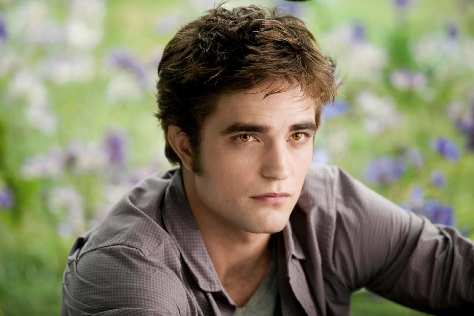 Halloween Trivia Questions Edward Cullen vampire Twilight