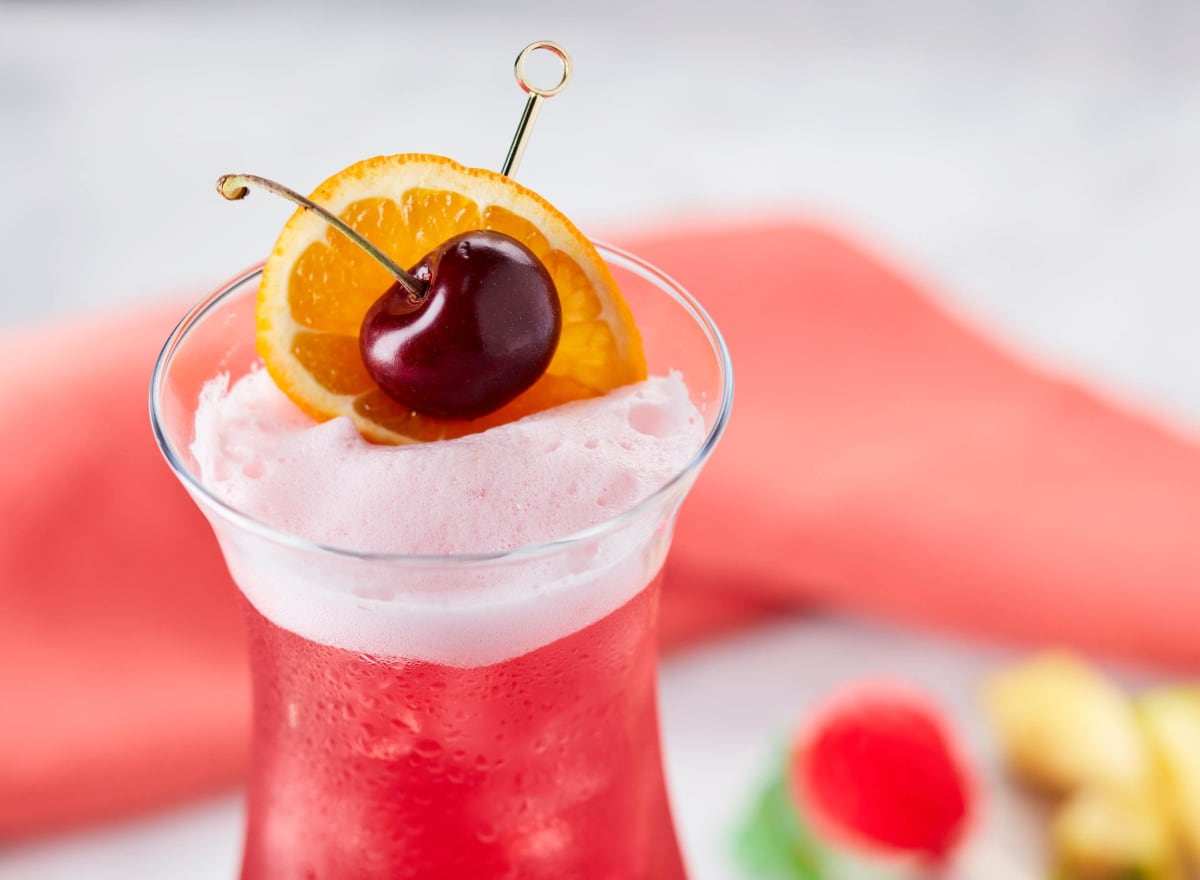Unleash Your Inner Foodie with This Delicious Asian Cuisine Personality Quiz Cocktail Singapore Sling