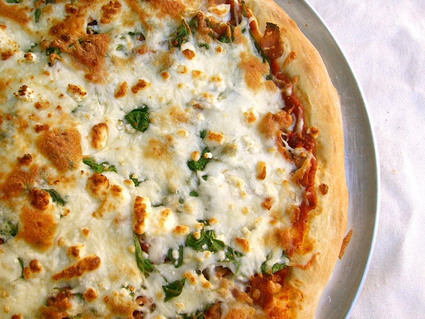 Spinach and feta pizza
