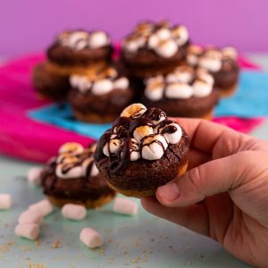 This Cupcake Quiz Will Reveal What Your Fortune Cookie Says S\'mores cupcake