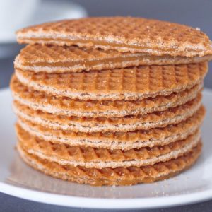 🍪 Craving Cookies and Coffee? ☕ This Quiz Will Tell You Which Brew Best Matches Your Personality Stroopwafel (Dutch caramel-filled waffle cookie)