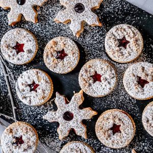 Which Christmas Character Are You? Quiz Linzer cookies
