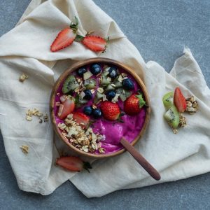This Food Showdown Quiz Is Scientifically Designed to Determine What Kind of Optimist or Pessimist You Are Acai bowl