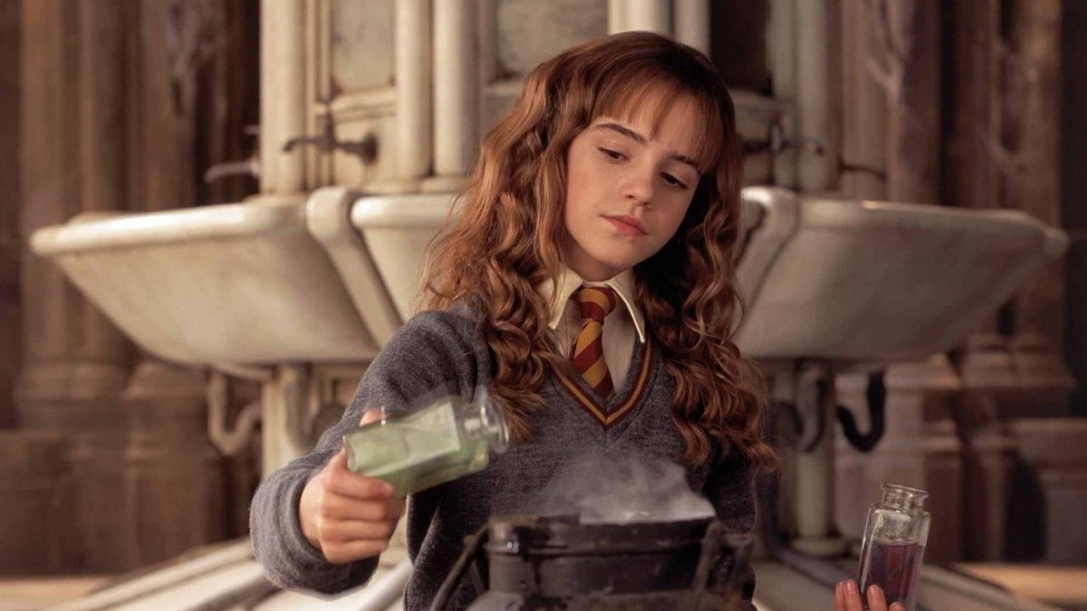 If You Can Pass This General Knowledge Test on Your First Try, You’re Undoubtedly Way Too Smart Harry Potter and the Chamber of Secrets Hermione Granger