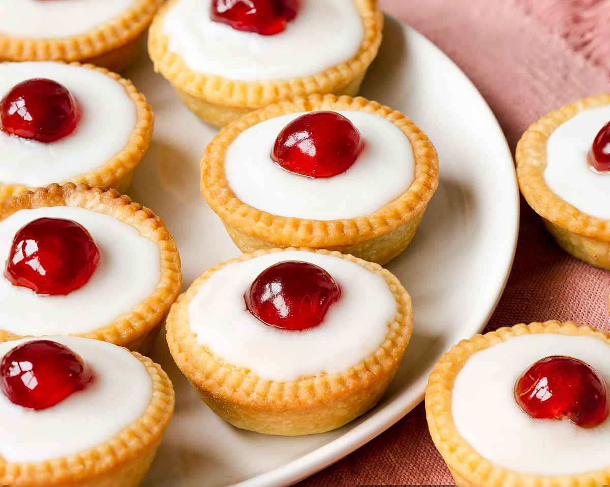Pick Breakfast Foods And Get A Birthday Cake Flavor Quiz Bakewell tarts