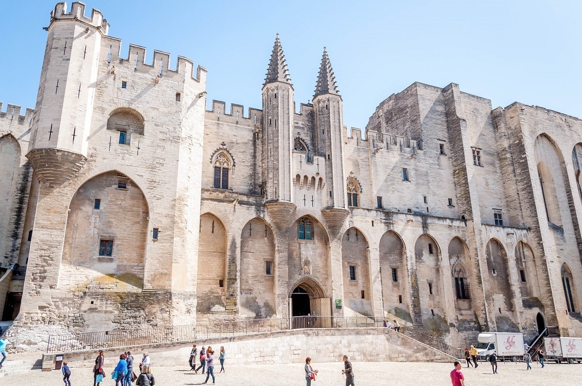 Famous Castles Quiz Papal Palace, Avignon, France