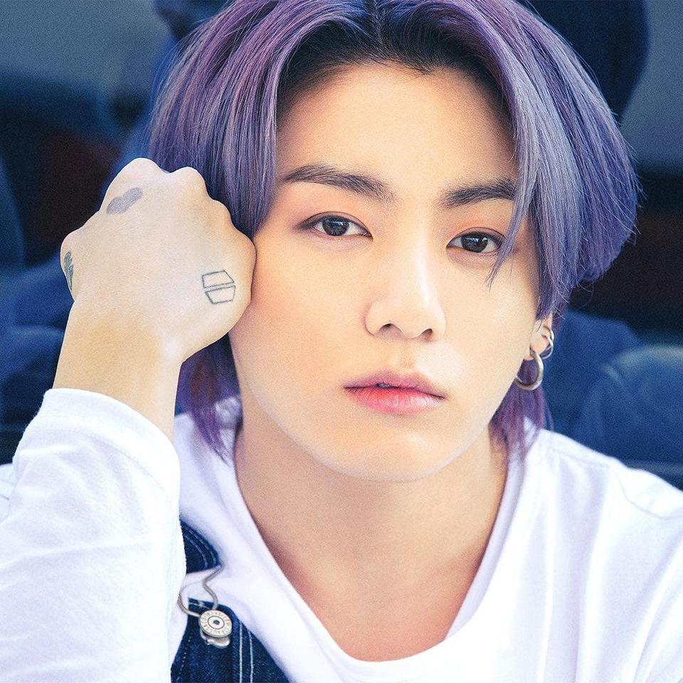 Decide If These Male Celebs Are Attractive to Find Out What Your ❤️ Romantic Personality Is Jungkook