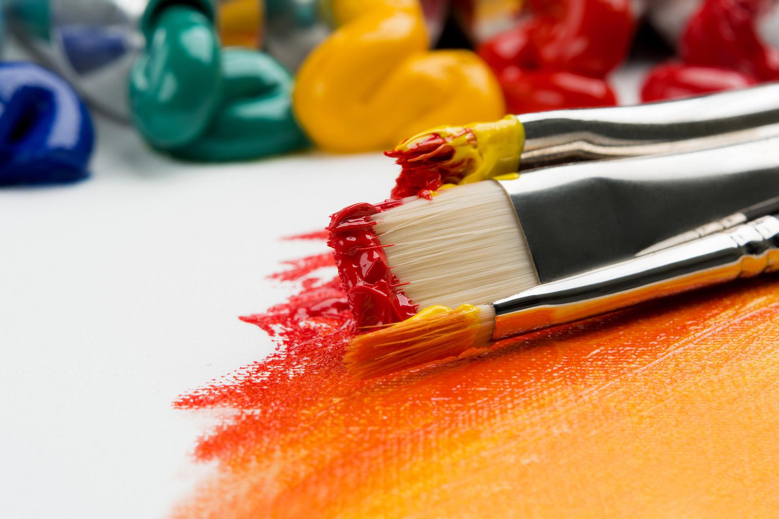 Red Trivia Quiz Painting paintbrushes