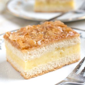 European Food Quiz! Find Your Perfectly Suited Country! Bienenstich (German bee sting cake)