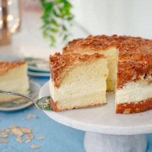Build World Meal To Know Language You Should Learn Quiz Bienenstich (German bee sting cake)